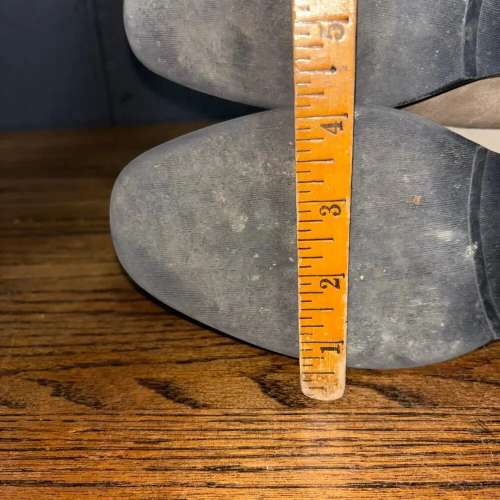 Maurices Women’s 10 Tan Suede Knee High Boots Tassel Side Zip - Picture 7 of 10